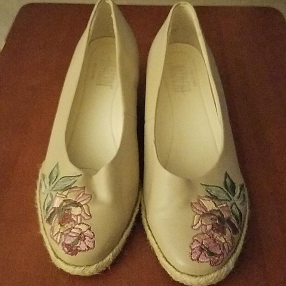 Beacon Leather Loafer Flats